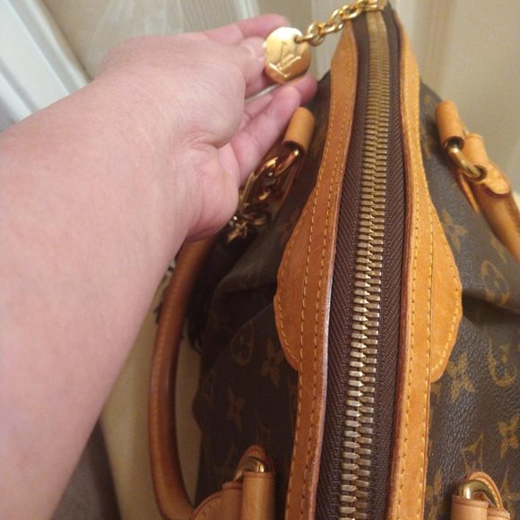 Louis Vuitton Monogram Tivoli PM - Picture 9 of 14